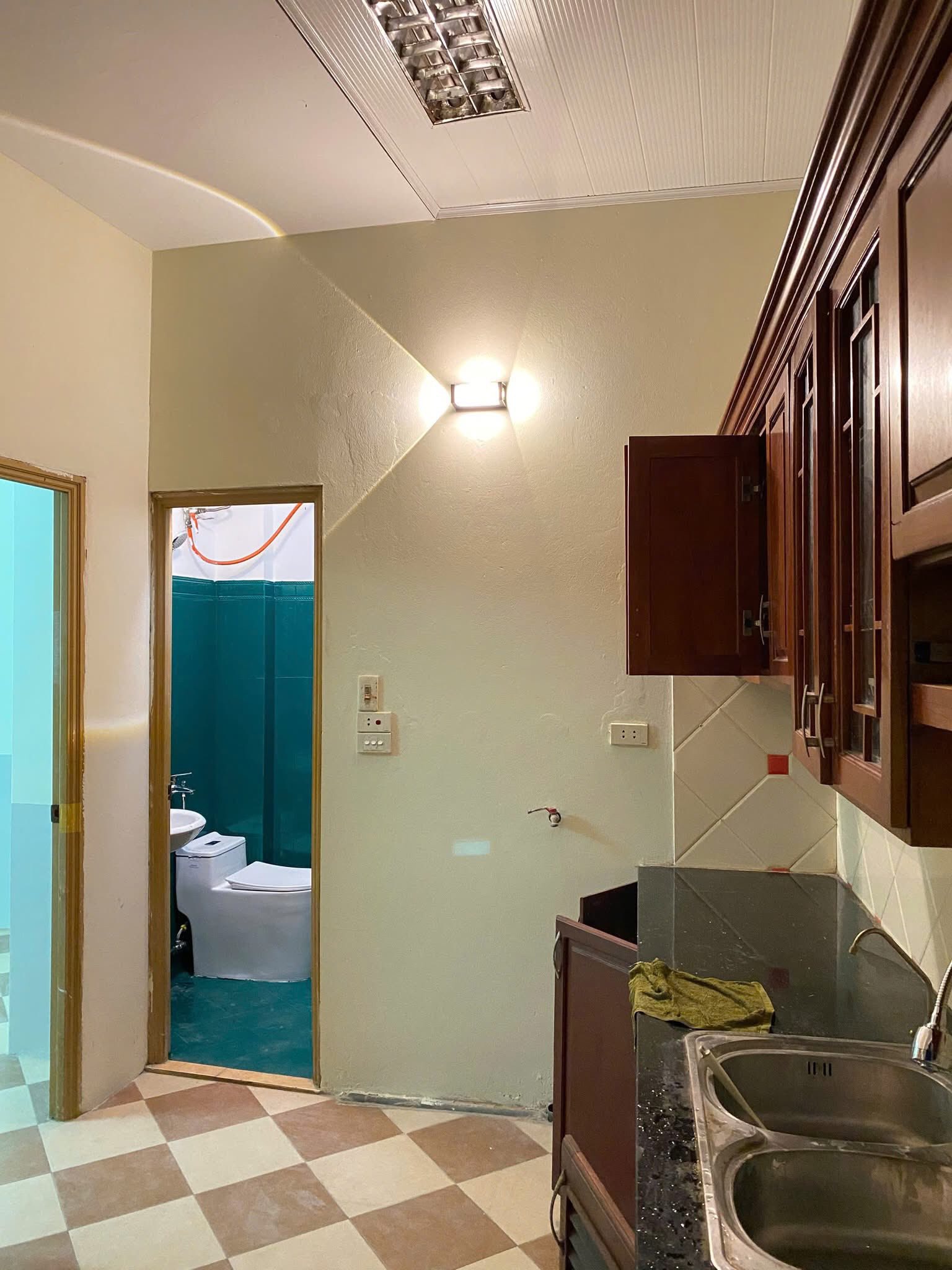 Cho thuê nhà Khâm Thiên, 120m2 x 2.5 tầng, 6 ngủ, 2 vệ sinh, 10 Triệu - Ảnh 2